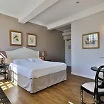 Hotel Du Midi