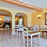 Hotel Du Midi 2*