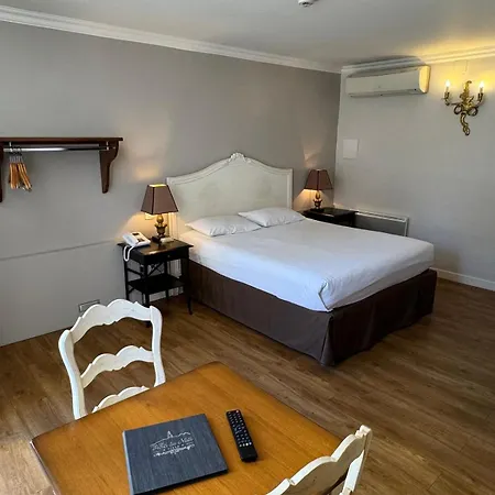 Hotel Du Midi 2*