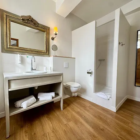 Du Midi Szálloda 2*