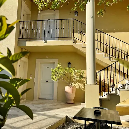 Hotel Du Midi 2*